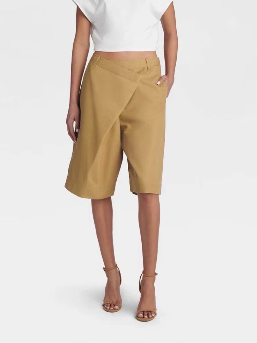 KBB by KAHLANA Women's 'The Asym
Bermuda Shorts' - Brown 0,2,4,6,8,12,14,16,18